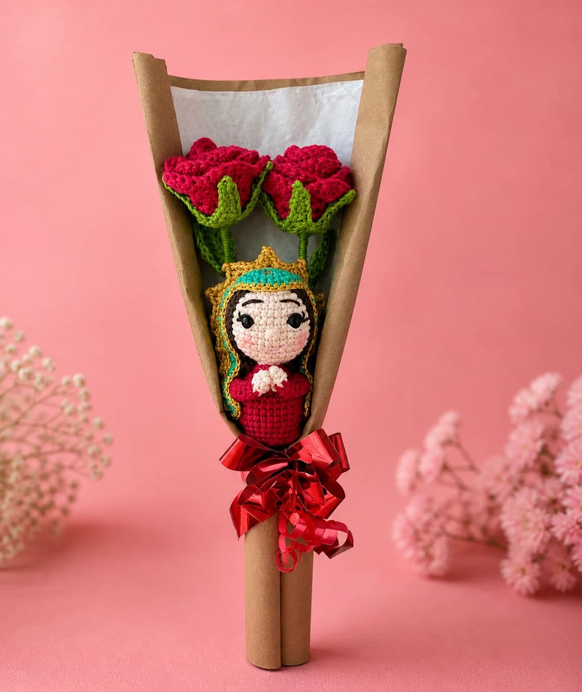 Ramo de Virgen de Guadalupe con 2 rosas